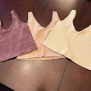 Set of 3 crop tanks